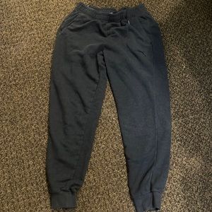 medium puma sweats